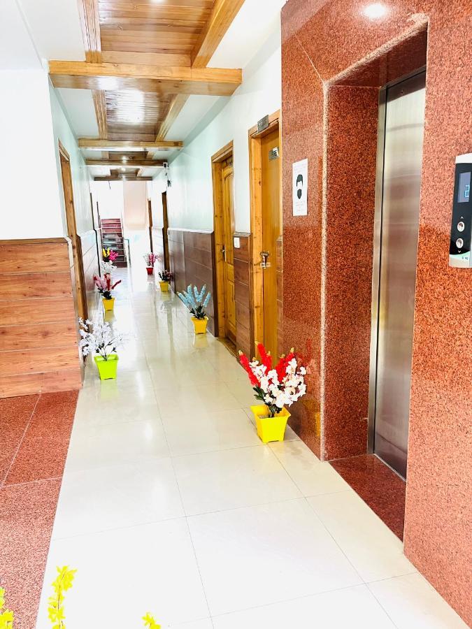 Winterline Resort Near Mall Road Manali - Centrally Heated & Air Cooled Exterior photo